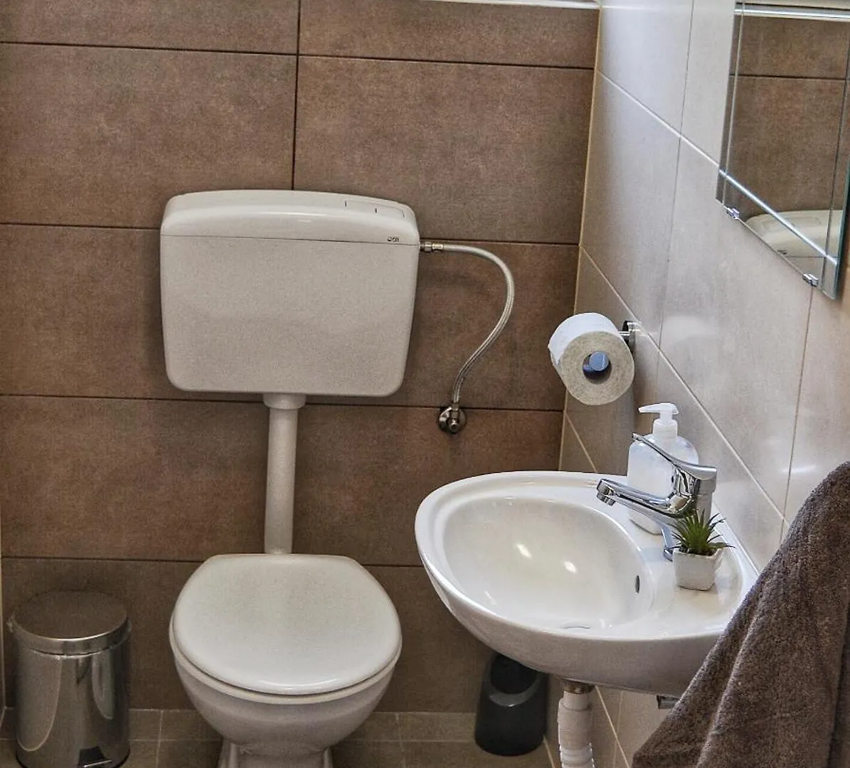Kantun Šmrika 0*,